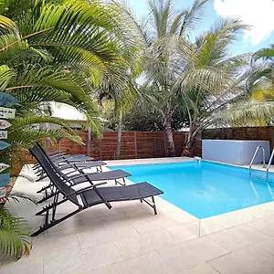 Hébergement de vacances L'anjou Créole Piscine Privée Ste Anne, Sainte-Anne (Grande-Terre)